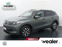 Volkswagen Tiguan - Life Edition 1.5 eHybrid 150 kW / 204 PK SUV DSG | Trekhaak wegklapbare kogel | Stoel- & s