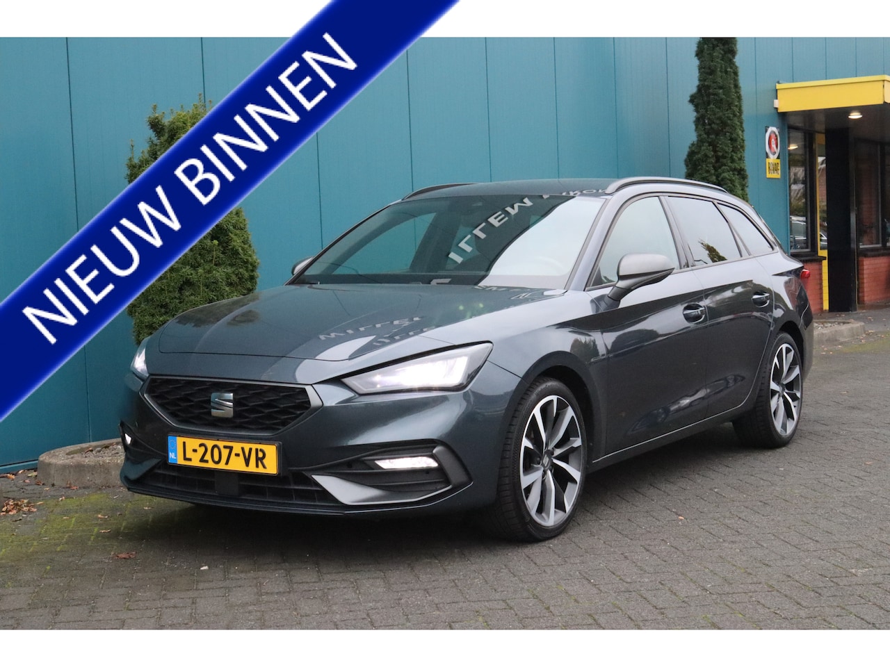 SEAT Leon Sportstourer - 1.5 TSI FR CARPLAY|CRUISE|DIGI.DASHB|LED|DAB|PDC|18'LMV|PDC 1'EIG - AutoWereld.nl