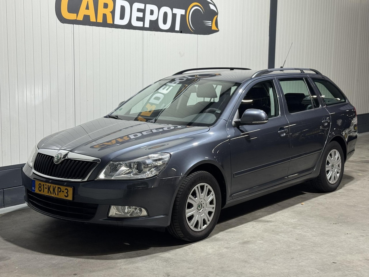 Skoda Octavia Combi - 1.4 TSI Ambition Zeer Netjes Vol Jaar APK - AutoWereld.nl