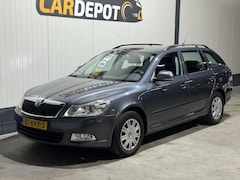 Skoda Octavia Combi - 1.4 TSI Ambition Zeer Netjes Vol Jaar APK
