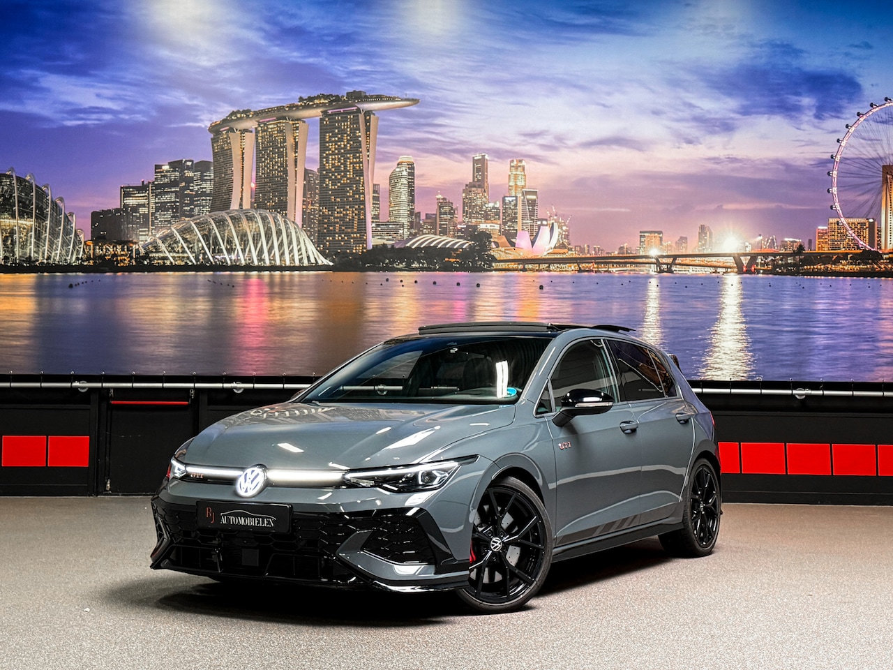 Volkswagen Golf - 2.0 TSI GTI Clubsport IQ|Akrapovic|HUD|H/K|Panorama - AutoWereld.nl