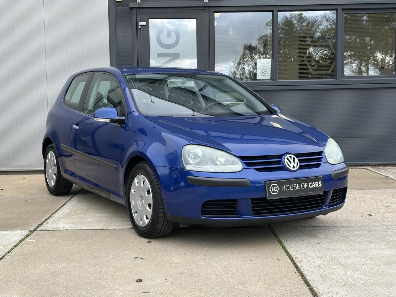 Volkswagen Golf - 1.6 FSI Sportline Airco Cruise Youngtimer - AutoWereld.nl