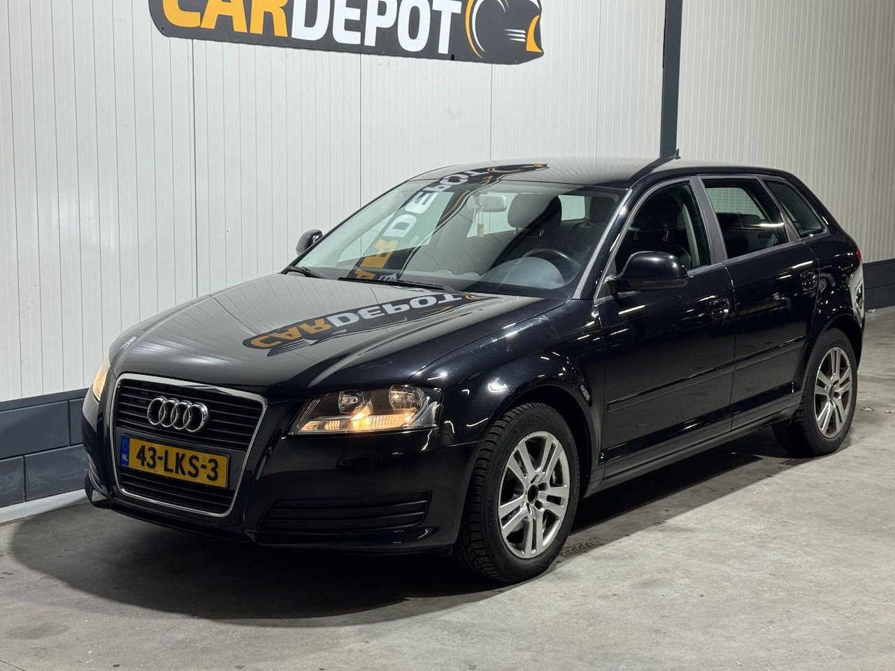 Audi A3 Sportback - 1.4 TFSI Attraction Pro Line Business Vol Jaar APK Nette Wagen - AutoWereld.nl