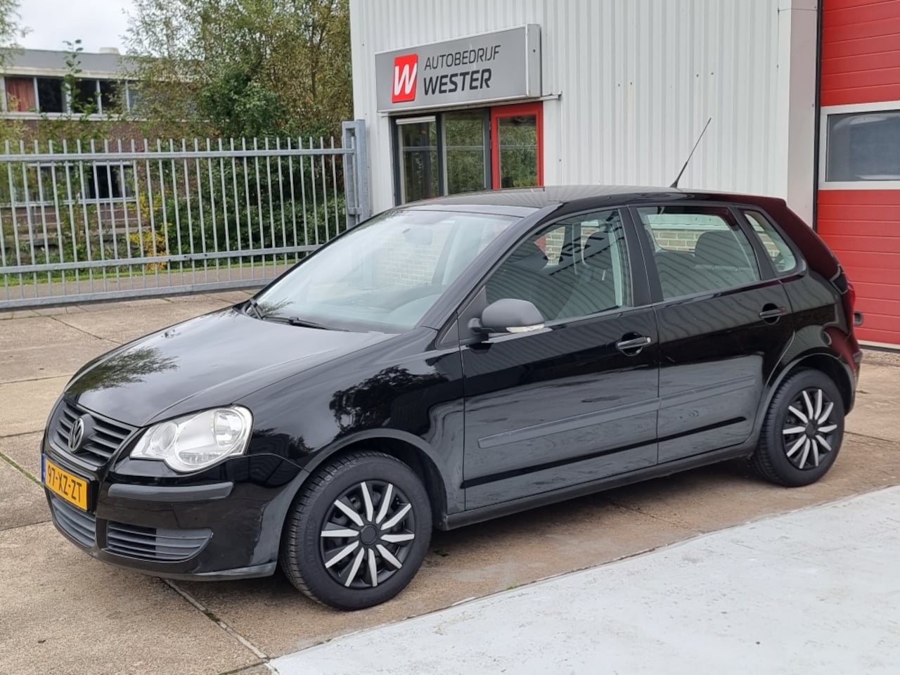 Volkswagen Polo - 1.4-16V Trendline 1.4-16V Trendline - AutoWereld.nl
