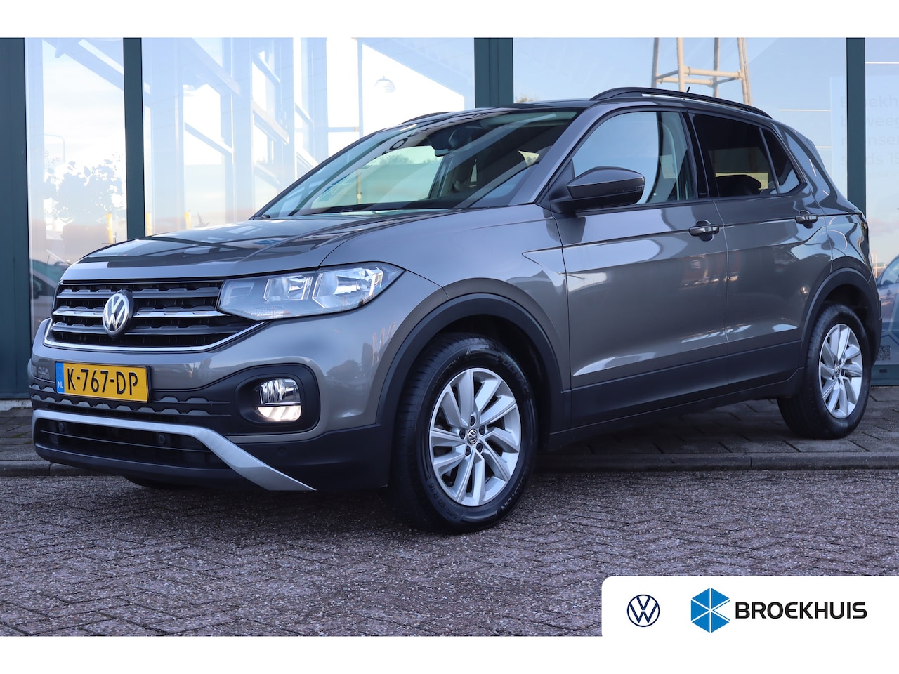 Volkswagen T-Cross - 95PK 1.0 TSI Life | Airco | Cruise control adaptief | Hill hold functie - AutoWereld.nl