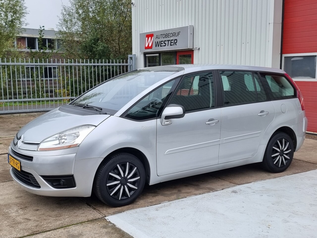 Citroën Grand C4 Picasso - 7Pers 1.8-16V Ambiance 7p. - AutoWereld.nl