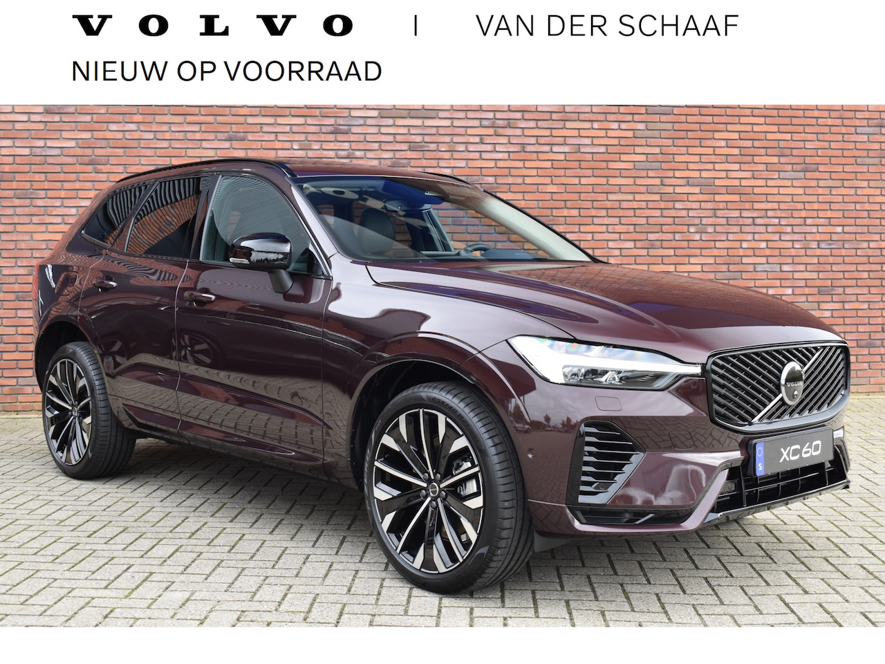 Volvo XC60 - T6 350PK Plug-in hybrid AWD Ultra Dark Executive Edition | - AutoWereld.nl