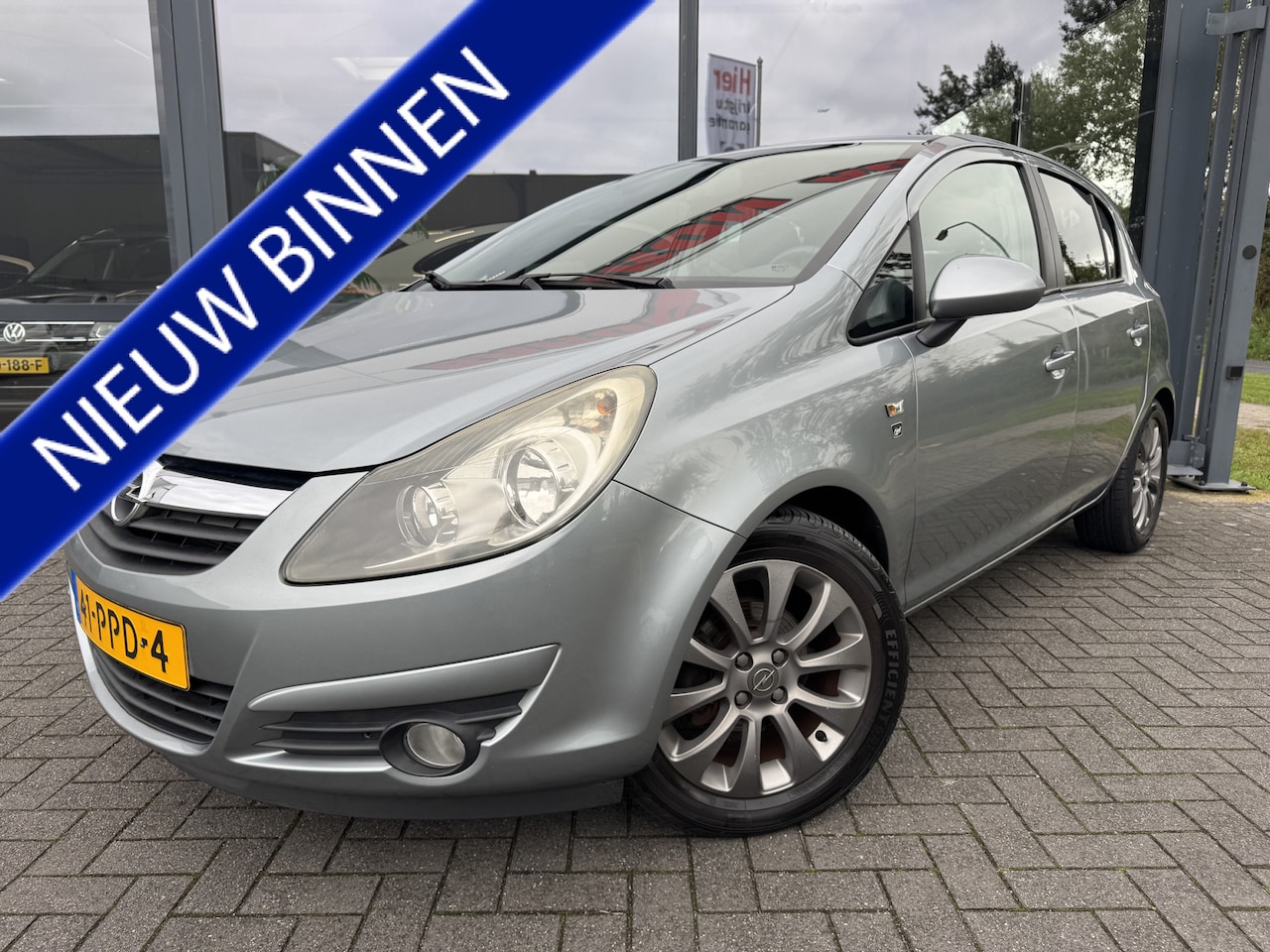 Opel Corsa - 1.4-16V '111' Edition 1.4-16V '111' Edition - AutoWereld.nl