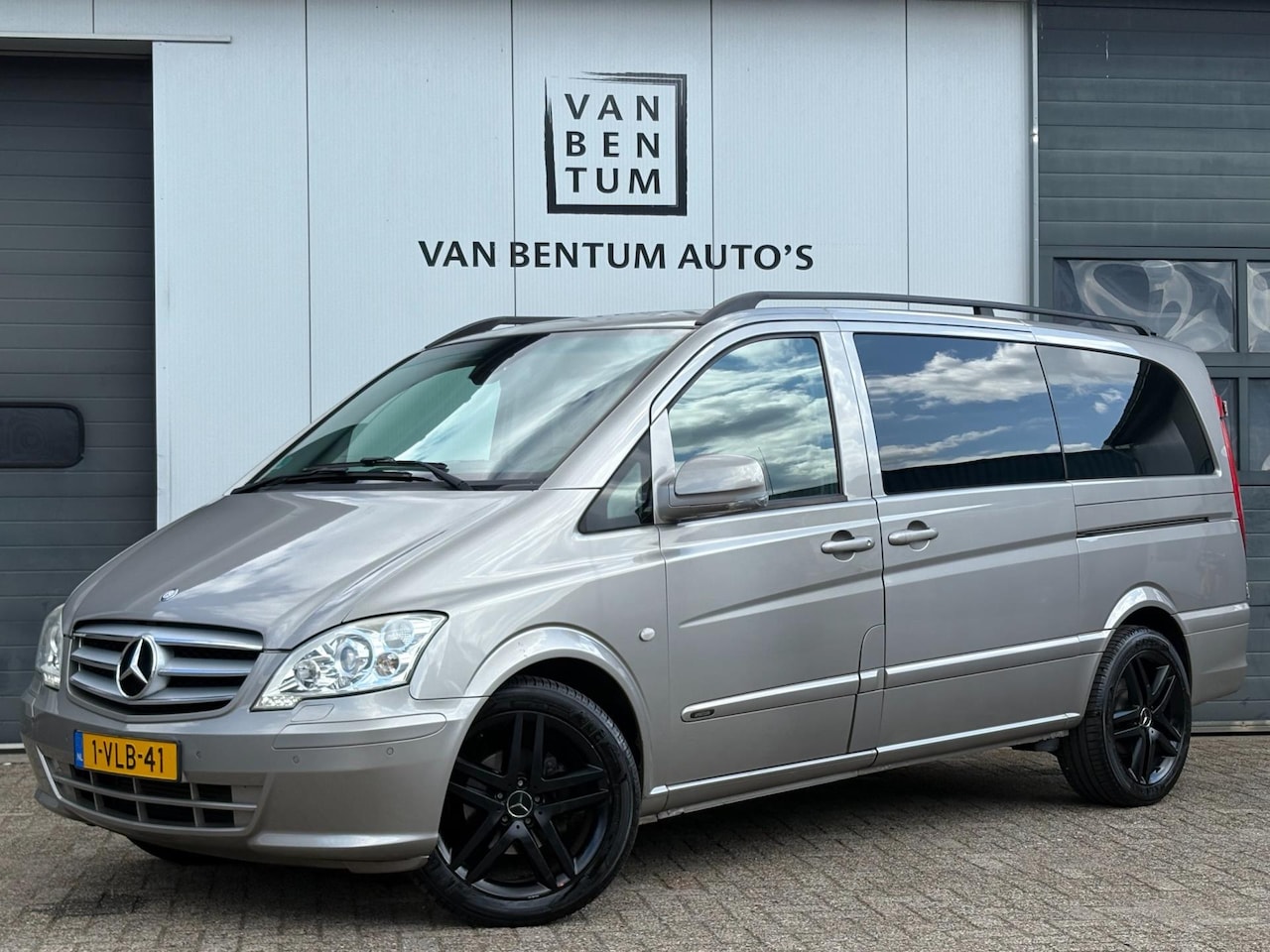 Mercedes-Benz Vito - 122CDI V6 224pk Autom. 5-pers. OLIEVERBRUIK! - AutoWereld.nl