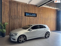 Mercedes-Benz A-klasse - 180 Amg wheels, Navigatie, Parkeersensoren