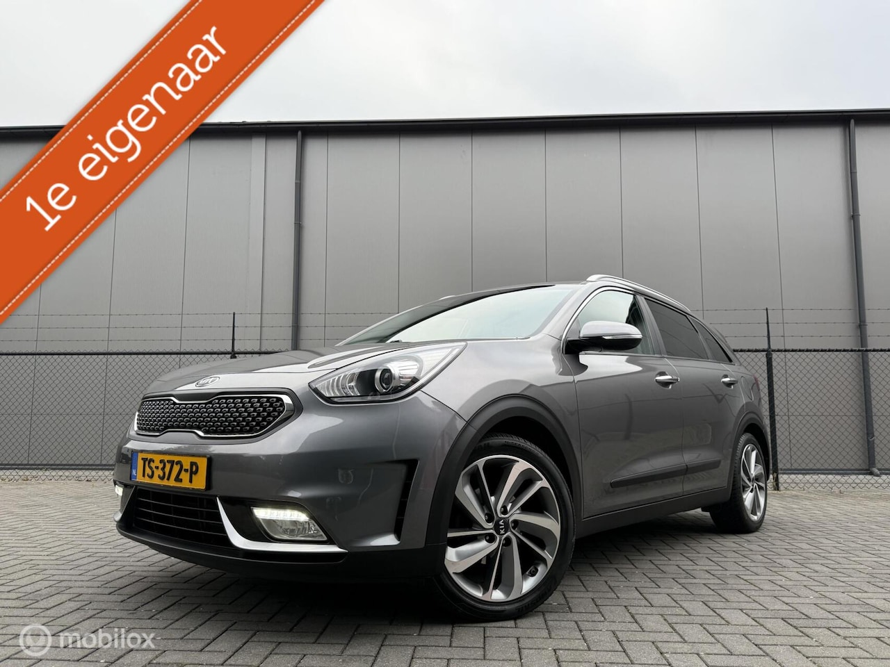 Kia Niro - 1.6 GDi Hybrid Edition | Camera | Schuifdak | Navi | Trekhaak | Carplay | 1e eig | NAP | C - AutoWereld.nl