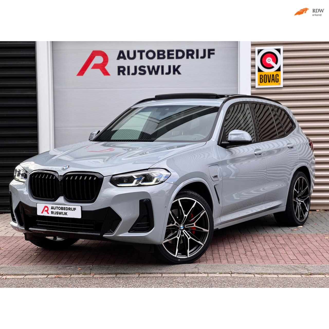 BMW X3 - XDrive30e High Executive Pano/Laser/HuD/Camera - AutoWereld.nl