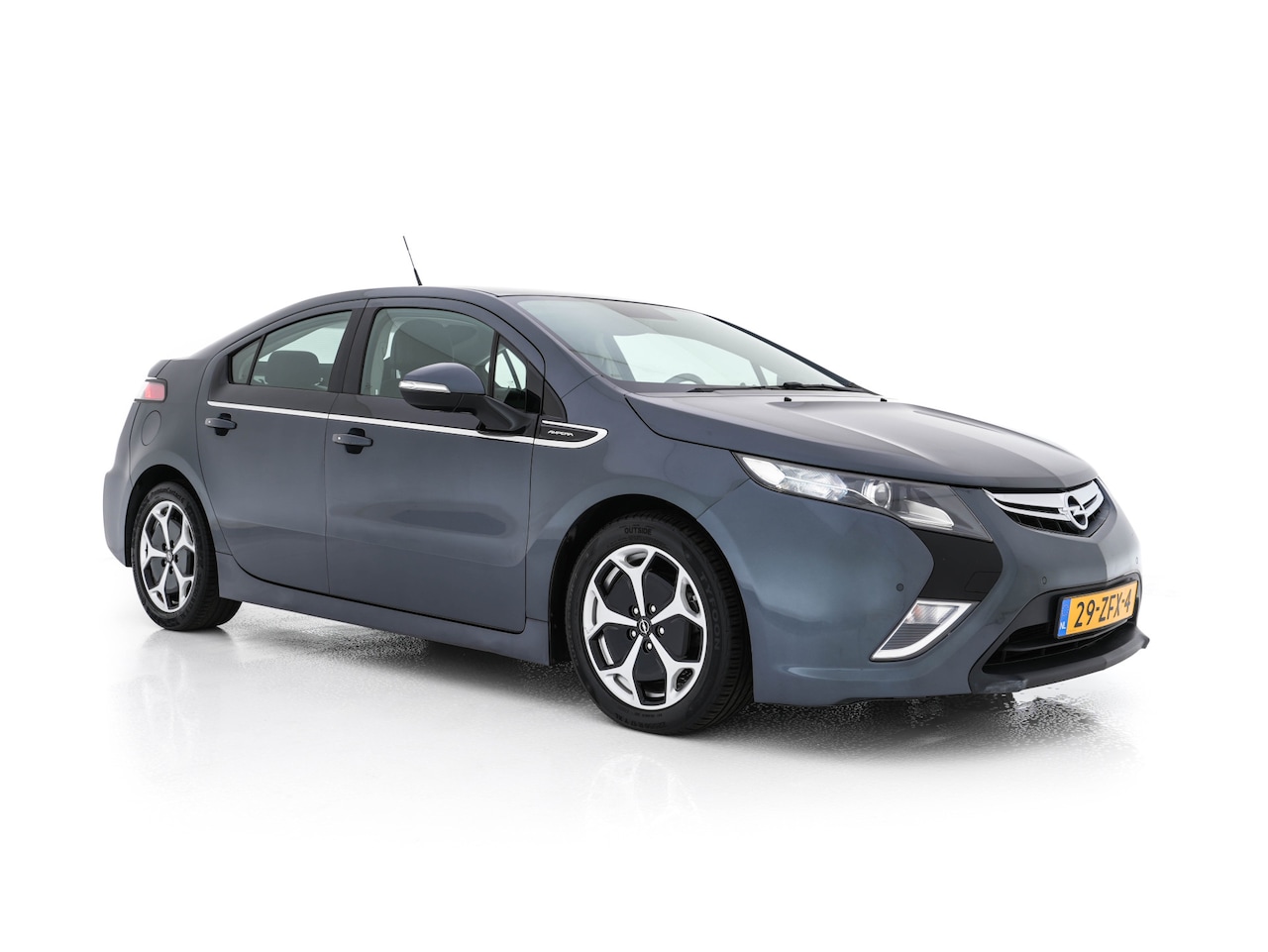 Opel Ampera - 1.4 Aut. *NAVI-FULLMAP | LUXURY-LEATHER | BOSE-AUDIO | KEYLESS | CAMERA | DAB | ECC | PDC - AutoWereld.nl