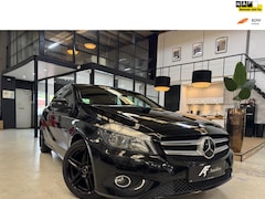 Mercedes-Benz A-klasse - Urban Black edition Dealer Onderhouden Lage KM Stoelverwarming Navigatie Parkeercamera Led