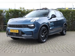 Lynk & Co 01 - 1.5 LED | Pano | Carplay | Camera | Geheugen | Trekhaak | Climate | Stoelverwarming | PDC