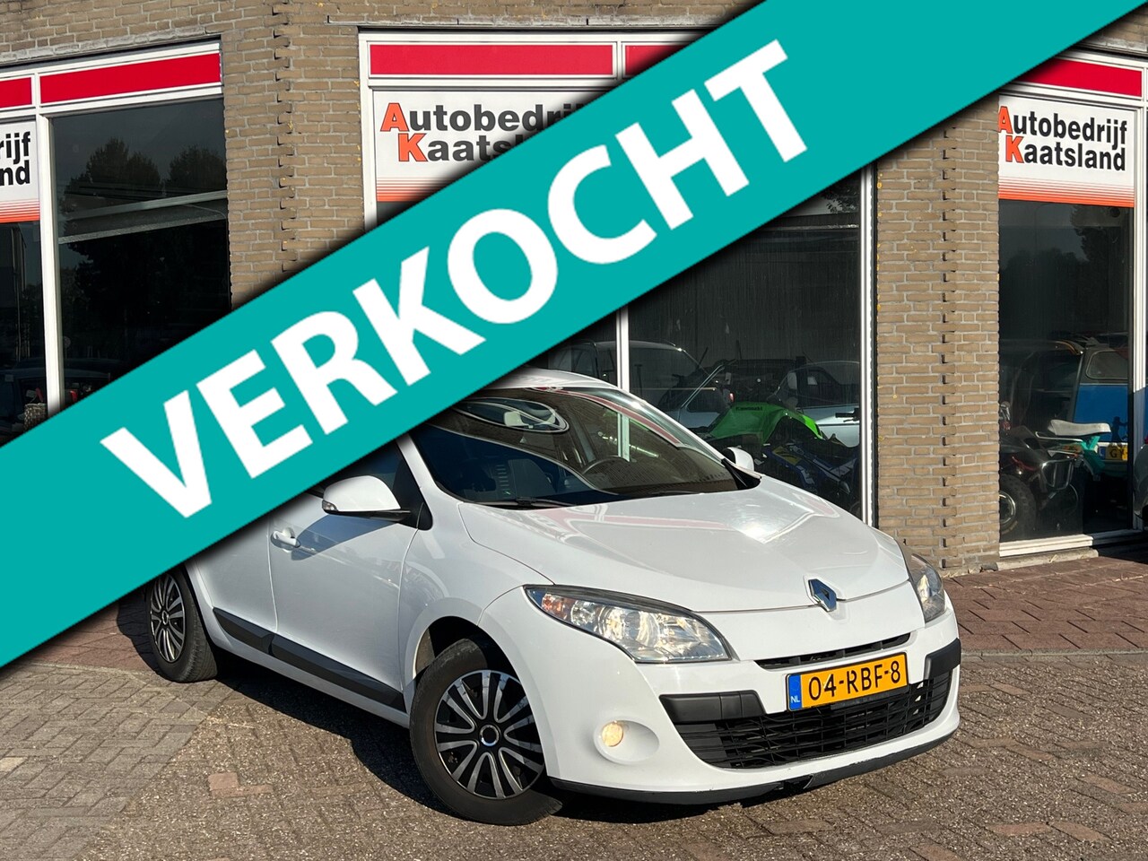 Renault Mégane - 1.5 dCi Expression Automaat - Airco - Cruise - Navi - AutoWereld.nl