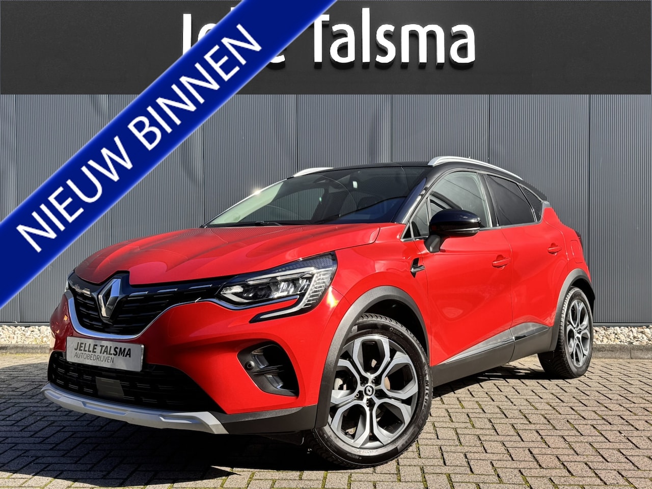 Renault Captur - 1.6 E-Tech Plug-in Hybrid 160 Intens | Camera | PDC | Stoelverwarming | 18" Velgen | Navig - AutoWereld.nl