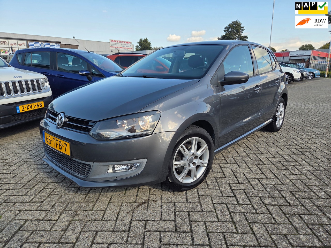 Volkswagen Polo - 1.2 TSI Comfortline/CRUISCONT/TREKHAK/AIRCO - AutoWereld.nl