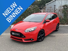 Ford Focus Wagon - 2.0 EcoBoost ST-3 * Navi * Milltek * Apk 09-2026