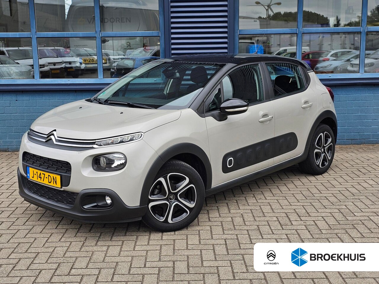 Citroën C3 - 1.2 PureTech S&S Feel Edition Navigatie | Parkeersensoren | Climate Control | Cruise Contr - AutoWereld.nl