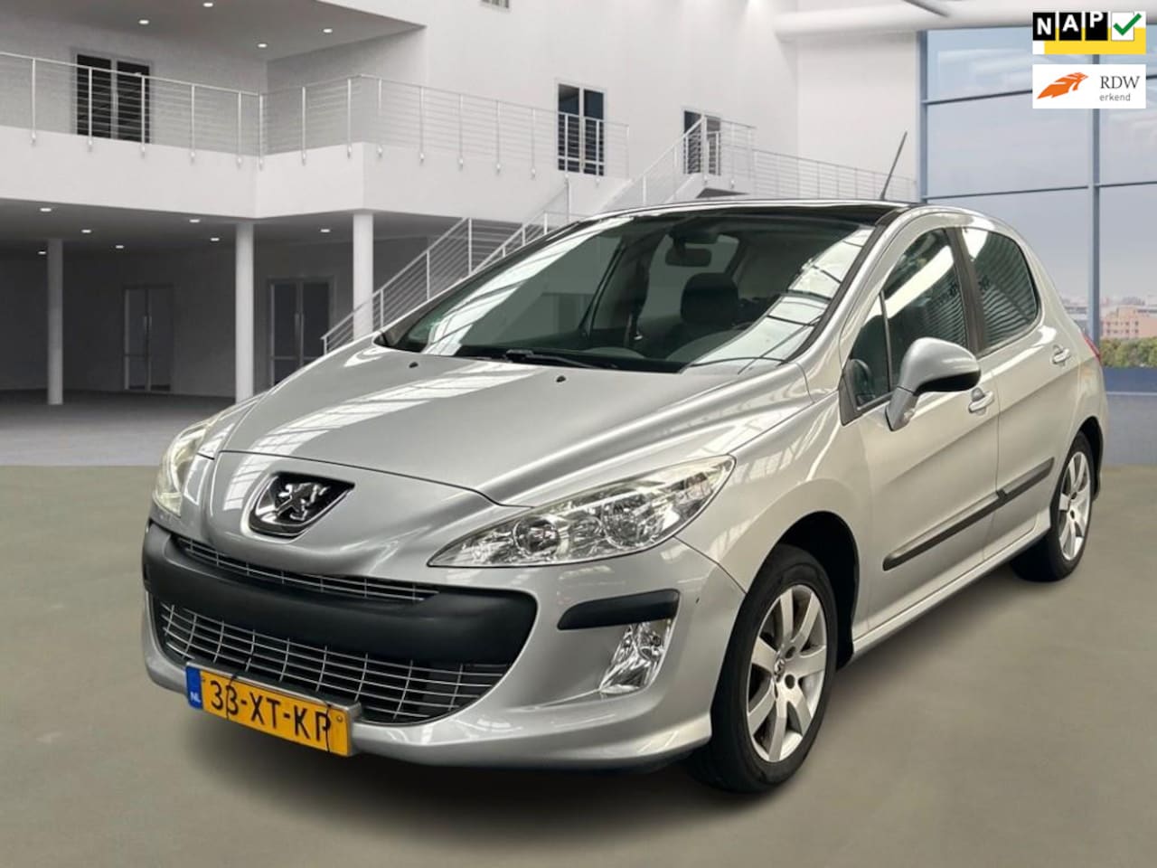 Peugeot 308 - 1.6 VTi XS 5-DEURS AIRCO/CRUISE | NETTE AUTO ! - AutoWereld.nl