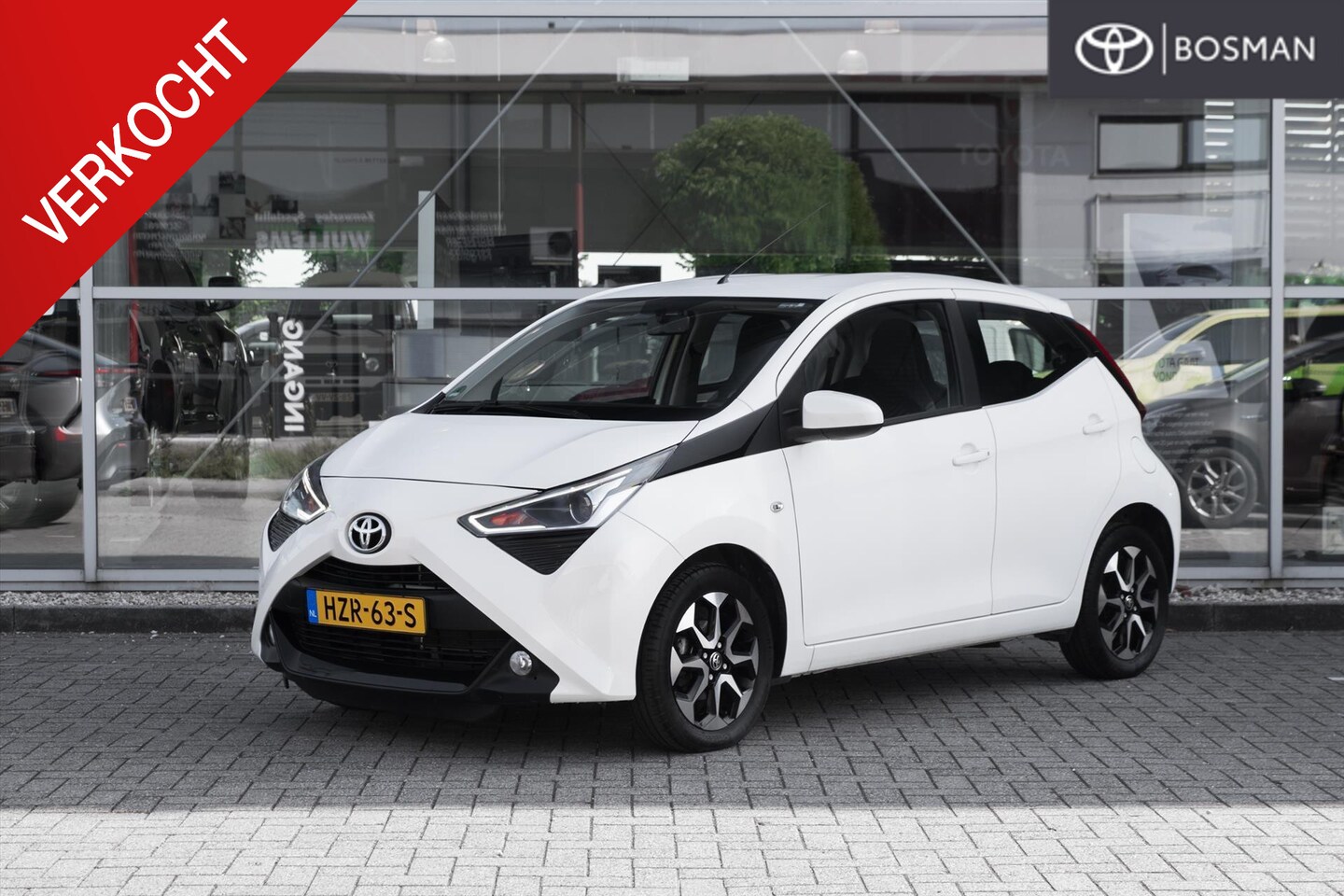 Toyota Aygo - 1.0 VVT-i 69pk 5D x-shift x-joy - AutoWereld.nl