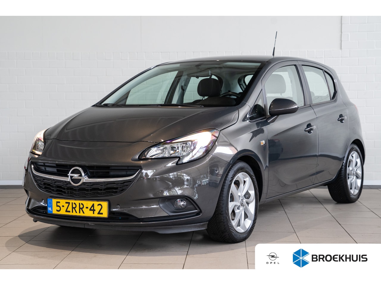 Opel Corsa - 1.4 Edition | Camera | Dodehoek Sensoren | Parkeersensoren | DAB | Intellilink | Cruise Co - AutoWereld.nl