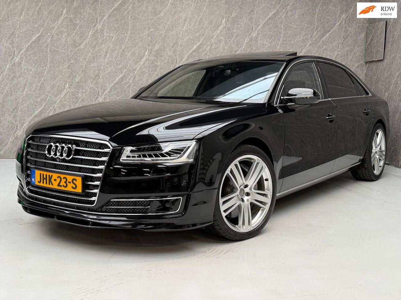 Audi A8 - W12 6.3 FSI 501 PK quattro Lang Pro Line+ / Dealer Onderhouden - AutoWereld.nl