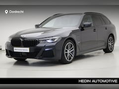 BMW 5-serie Touring - 530e M-Sport | Trekhaak | Harman Kardon | Panorama | Active Cruise Control | Head-Up | Pri