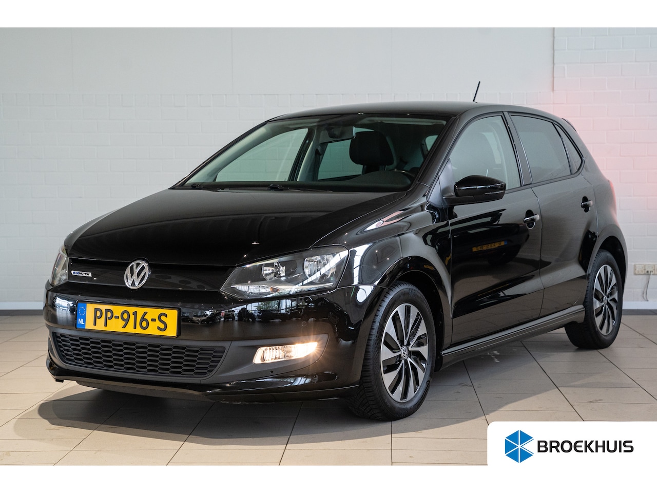 Volkswagen Polo - 1.0 BlueMotion Edition Automaat | Parkeersensoren | Navi by App | Lichtmetalen velgen | Cr - AutoWereld.nl