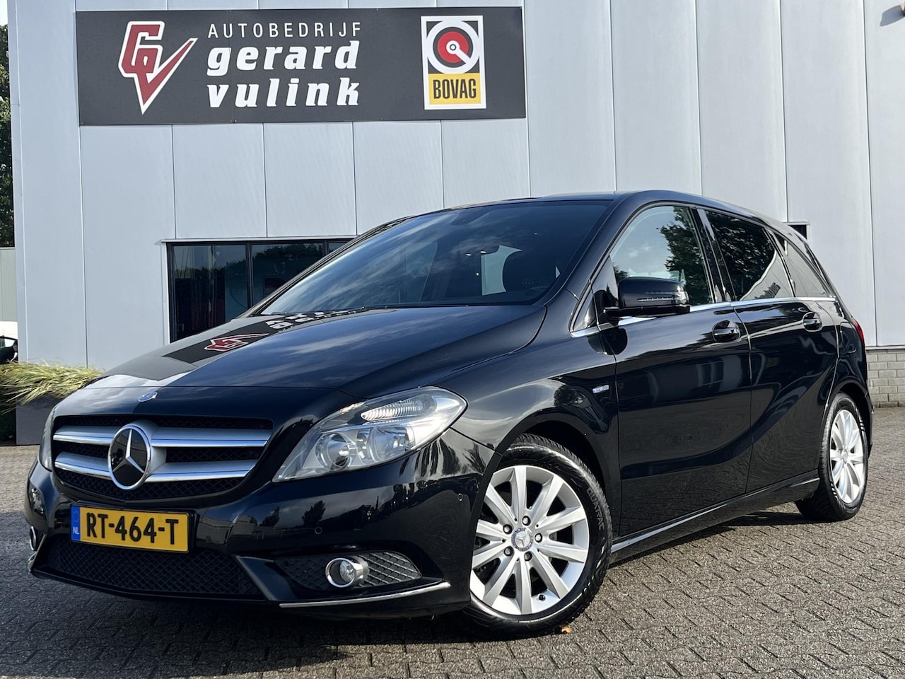 Mercedes-Benz B-klasse - 180 Ambition TREKHAAK NAV CRUISE PDC - AutoWereld.nl