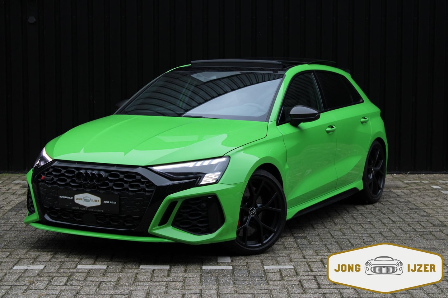 Audi RS3 - Sportback 2.5 TFSI quattro PANO KERAMISCH B&O MATR - AutoWereld.nl