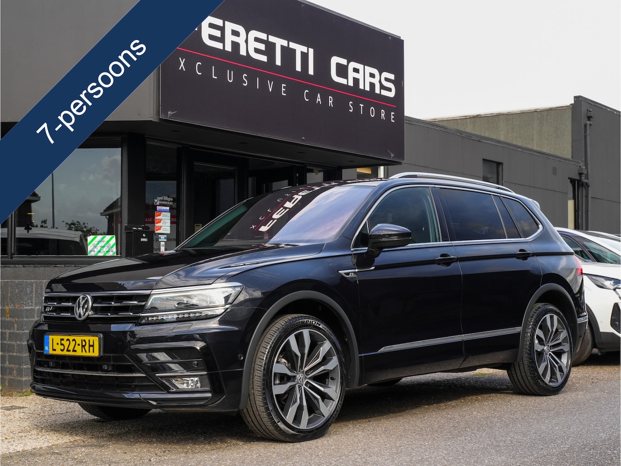 Volkswagen Tiguan Allspace - 1.5 TSI AUT7 3xR-LINE 7PERS HIGHLINE-R PANODAK NAVI CAMERA DIGIDASH 20INCH LMV PARKASSIST - AutoWereld.nl