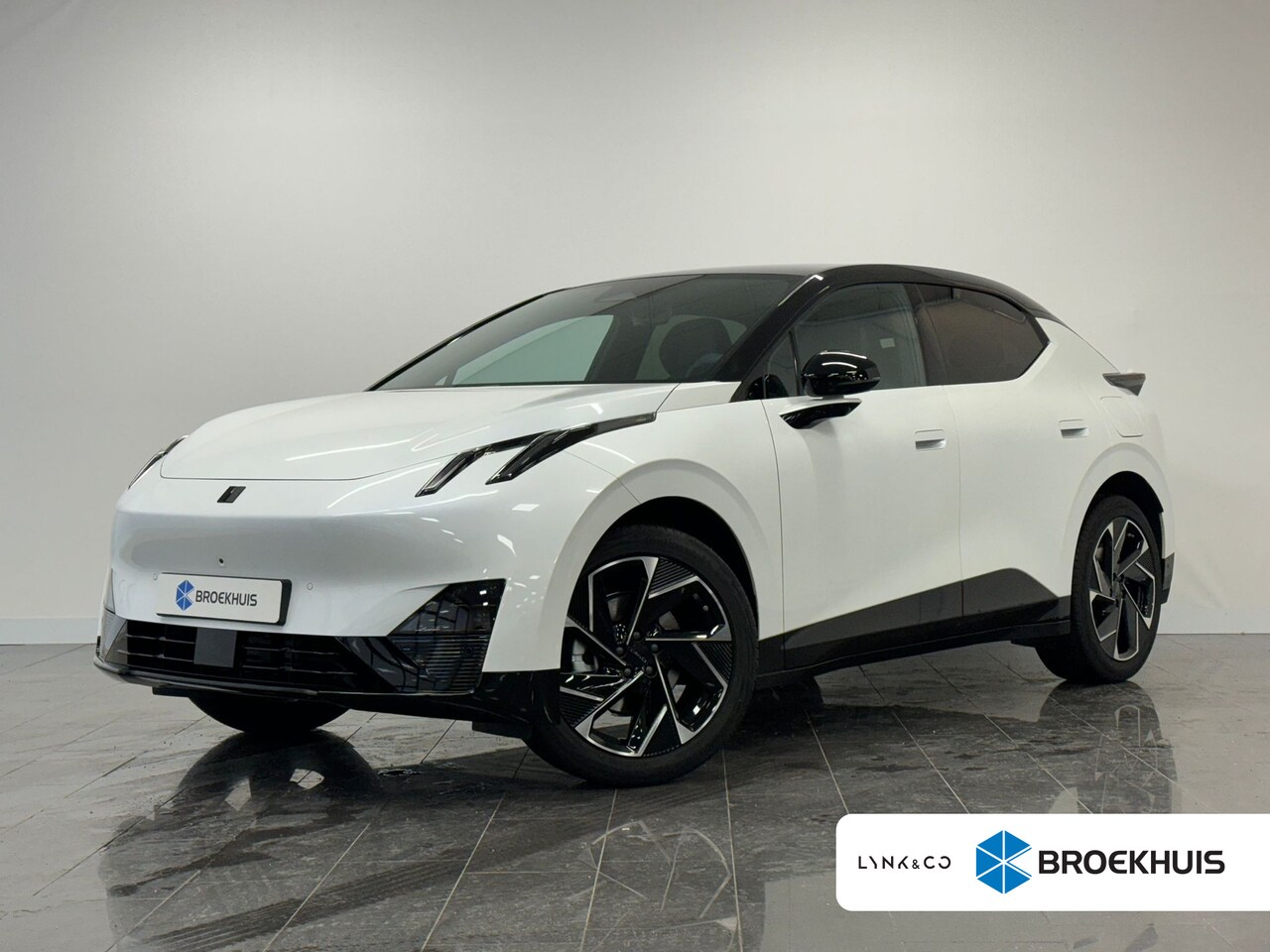 Lynk & Co 02 - More 66 kWh | 22 kW lader | Afwijkende dakkleur | Audio installatie high end - AutoWereld.nl