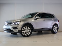 Volkswagen Tiguan - 2.0 TSI 4Motion Highline Automaat Navigatie | 2500 KG trekgewicht |