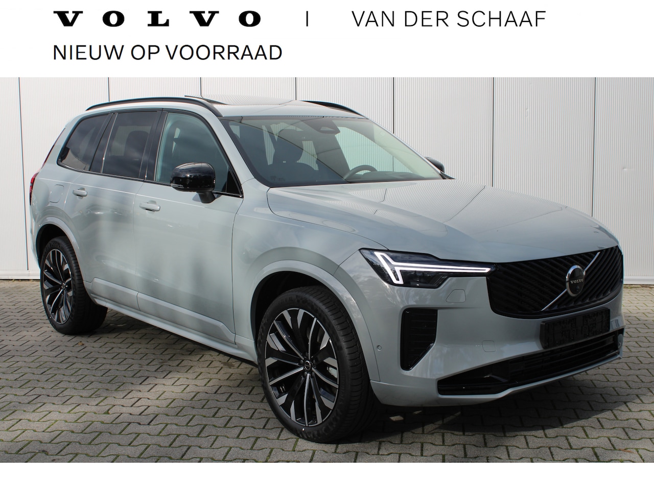 Volvo XC90 - T8 Plug-in hybrid AWD Ultra Dark | Nieuw op voorraad | Luchtvering | Trekhaak - AutoWereld.nl