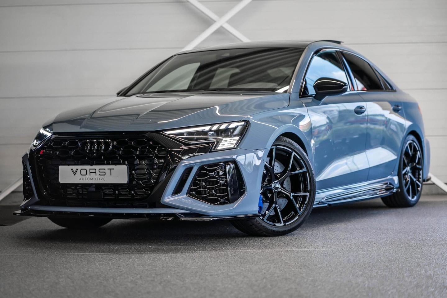 Audi RS3 - 2.5 TFSI quattro Pano B&O Keramisch Leer Maxton - AutoWereld.nl