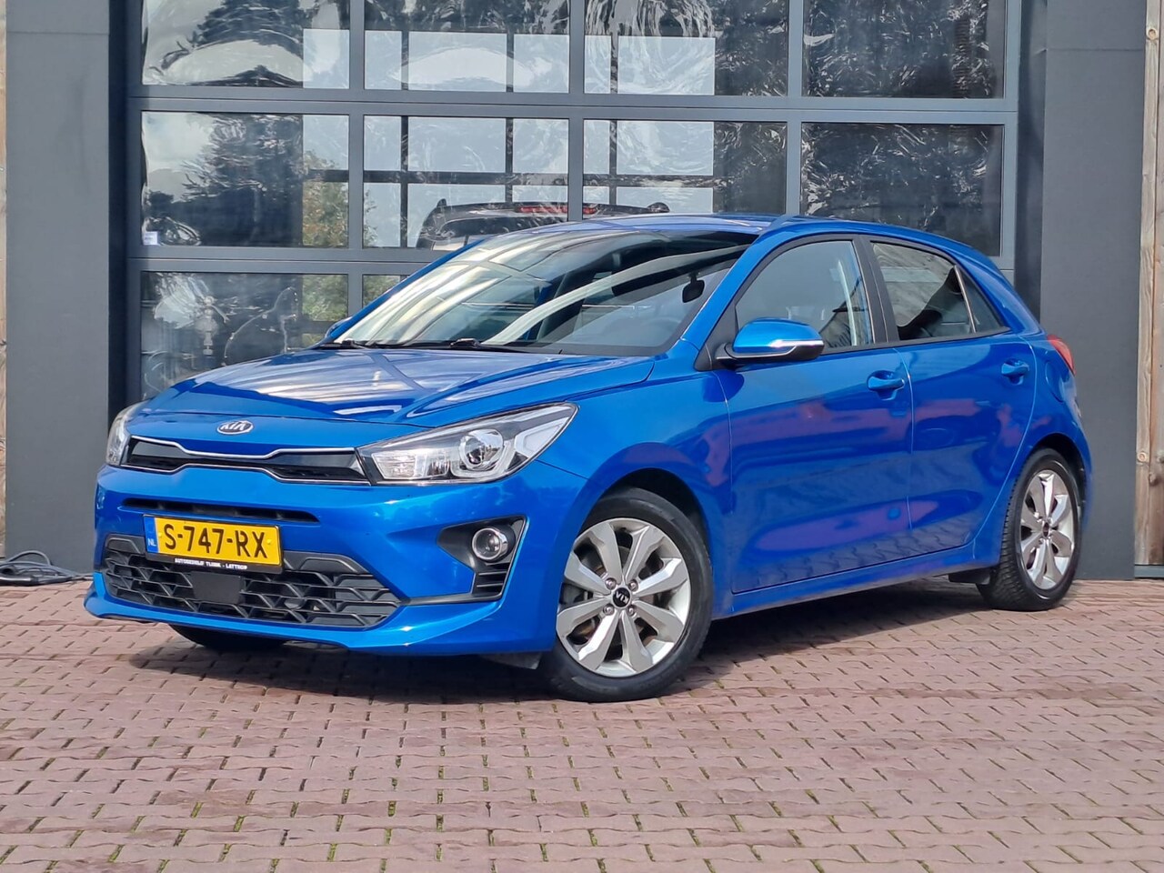 Kia Rio - 1.0 T-GDi MHEV DynamicLine | LED | Trekhaak | Cruise | Camera | Stuur- en stoelverwarming - AutoWereld.nl