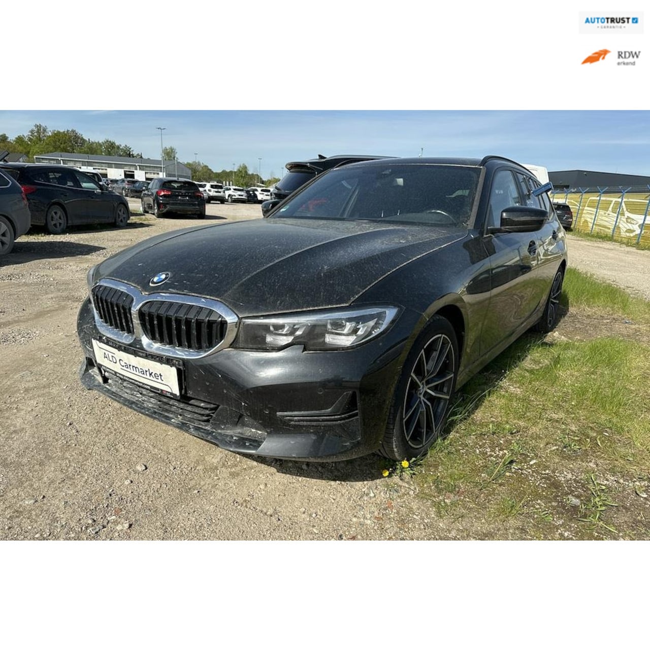 BMW 3-serie Touring - 318d Pano 13900 netto Motor kapot! aut. - AutoWereld.nl