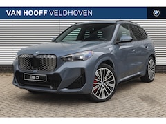 BMW iX1 - xDrive30 High Executive M Sport / Trekhaak / Sportstoelen / Parking Assistant Professional