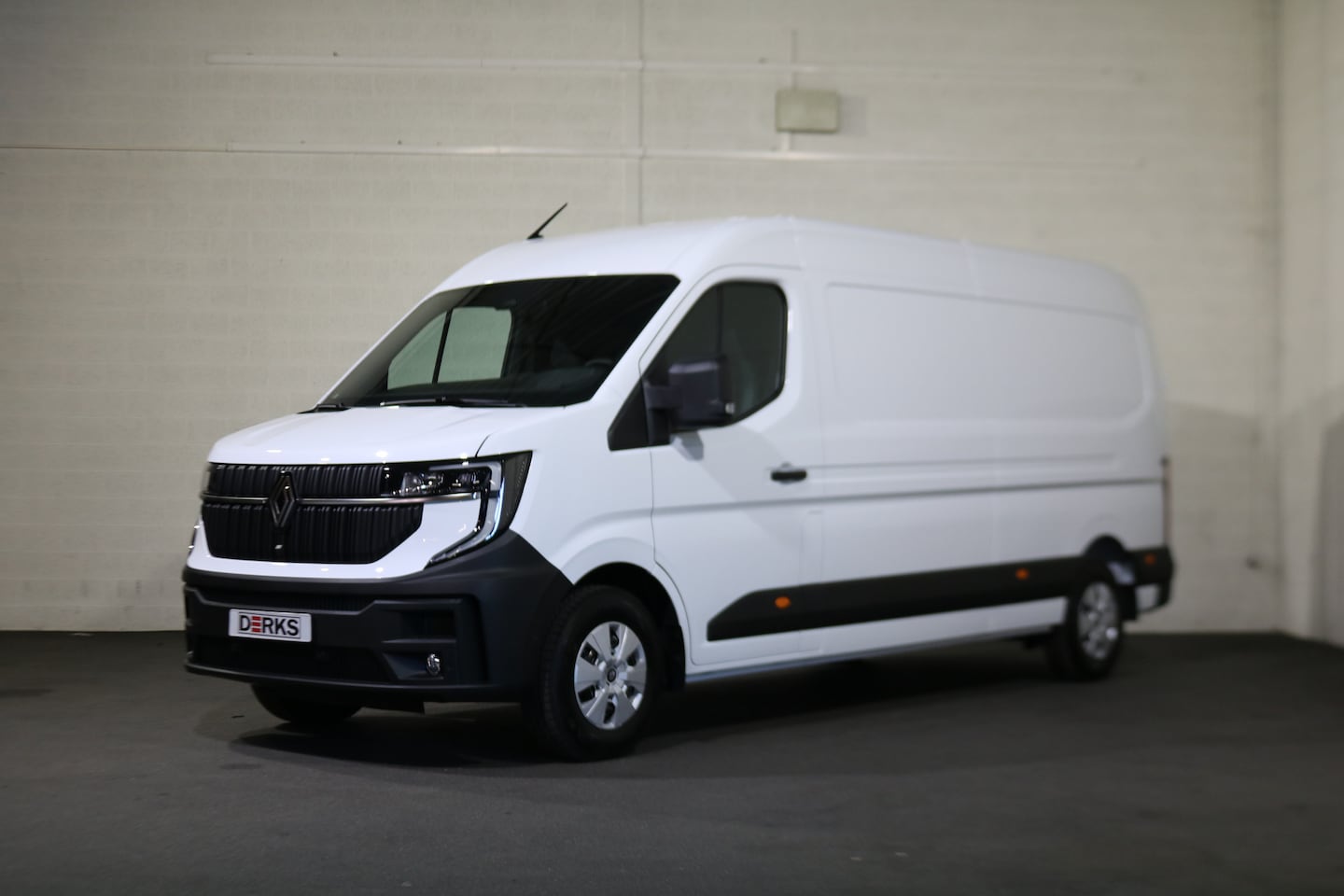 Renault Master E-Tech - T35 L3H2 Extra long range 87 kWh T35 L3H2 Extra long range 87 kWh - AutoWereld.nl