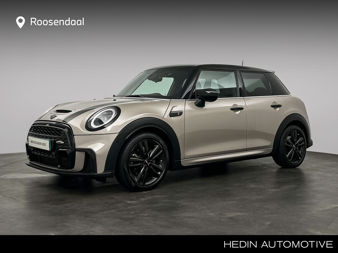MINI Cooper S - Mini 2.0 John Cooper Works | Panoramadak | Active Cruise Control | Camera | Comfort Access - AutoWereld.nl