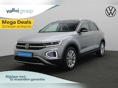 Volkswagen T-Roc - 1.0 TSI 110 pk Style | Navigatie | Stoelverwarming | Parkeersensoren voor/achter | Massage