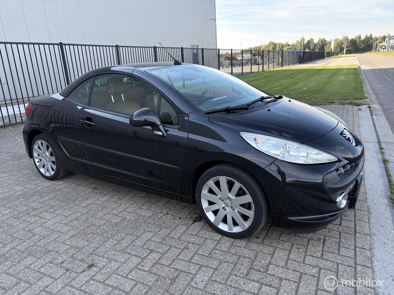 Peugeot 207 CC - 1.6-16V T Féline 1.6-16V T Féline - AutoWereld.nl