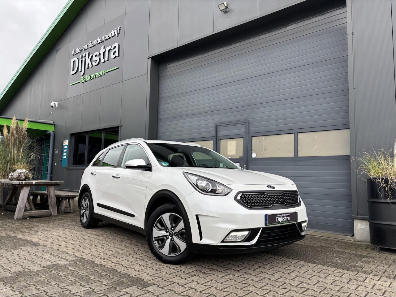 Kia Niro - 1.6 GDi Hybrid DynamicLine AppleCarPlay/ AndroidAuto/ Cruise Control/ Afneembare Trekhaak/