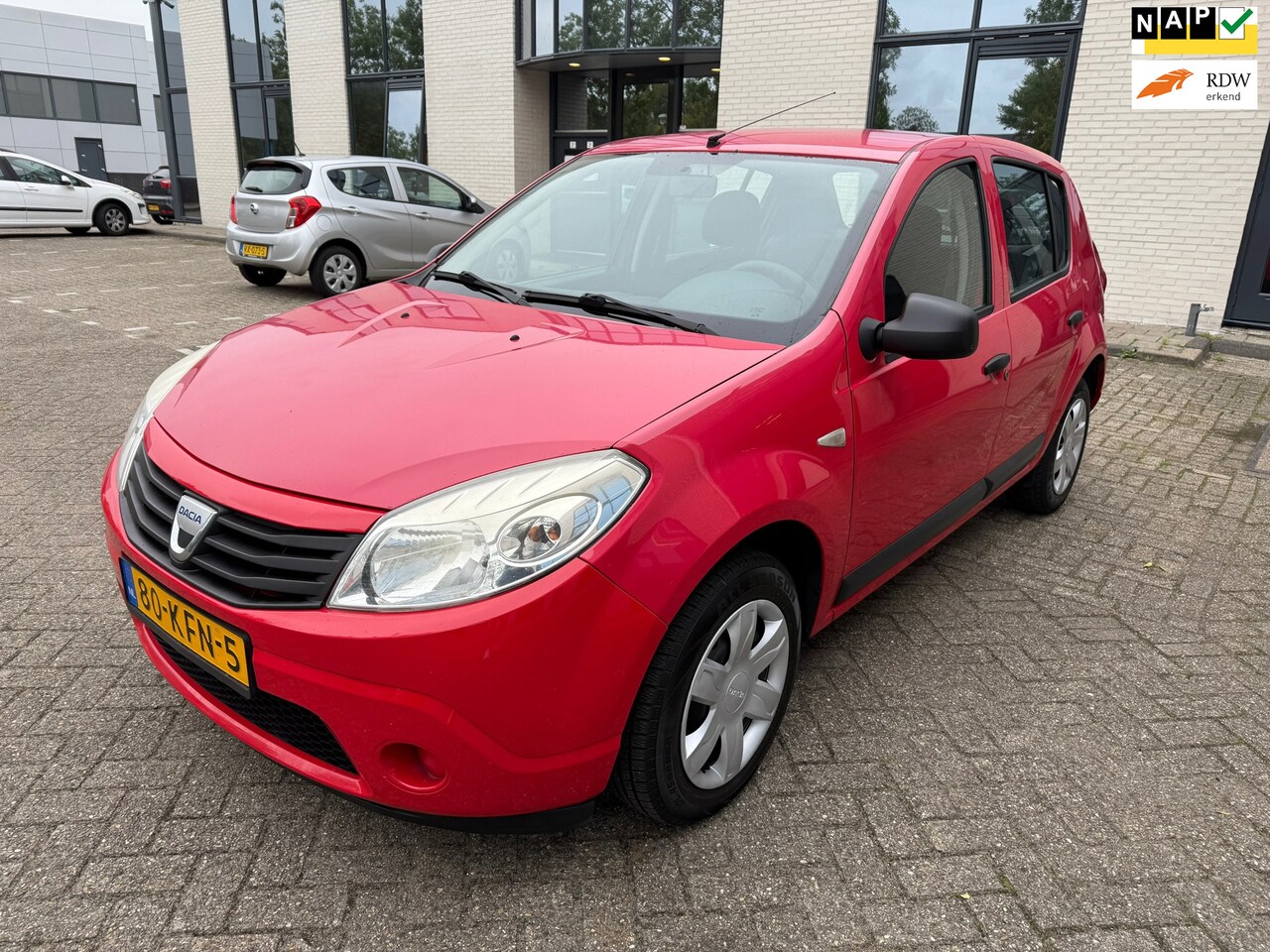 Dacia Sandero - 1.2 Ambiance / 1 jaar apk / nap / apk / airco / 2 sleutels / 4 nieuwe banden / motor 100%! - AutoWereld.nl