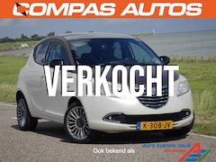 Lancia Y(psilon) - Ypsilon 0.9 TwinAir Platinum | Panoramadak
