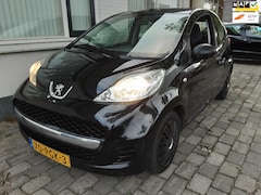 Peugeot 107 - 1.0-12V XR
