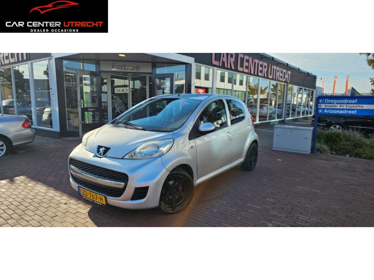 Peugeot 107 - 1.0-12V XR5drs navi leuke auto - AutoWereld.nl