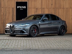 Alfa Romeo Giulia - 2.9 V6 Quadrifoglio | Carbon stoelen | Akrapovic | Keramisch | Lederen dash